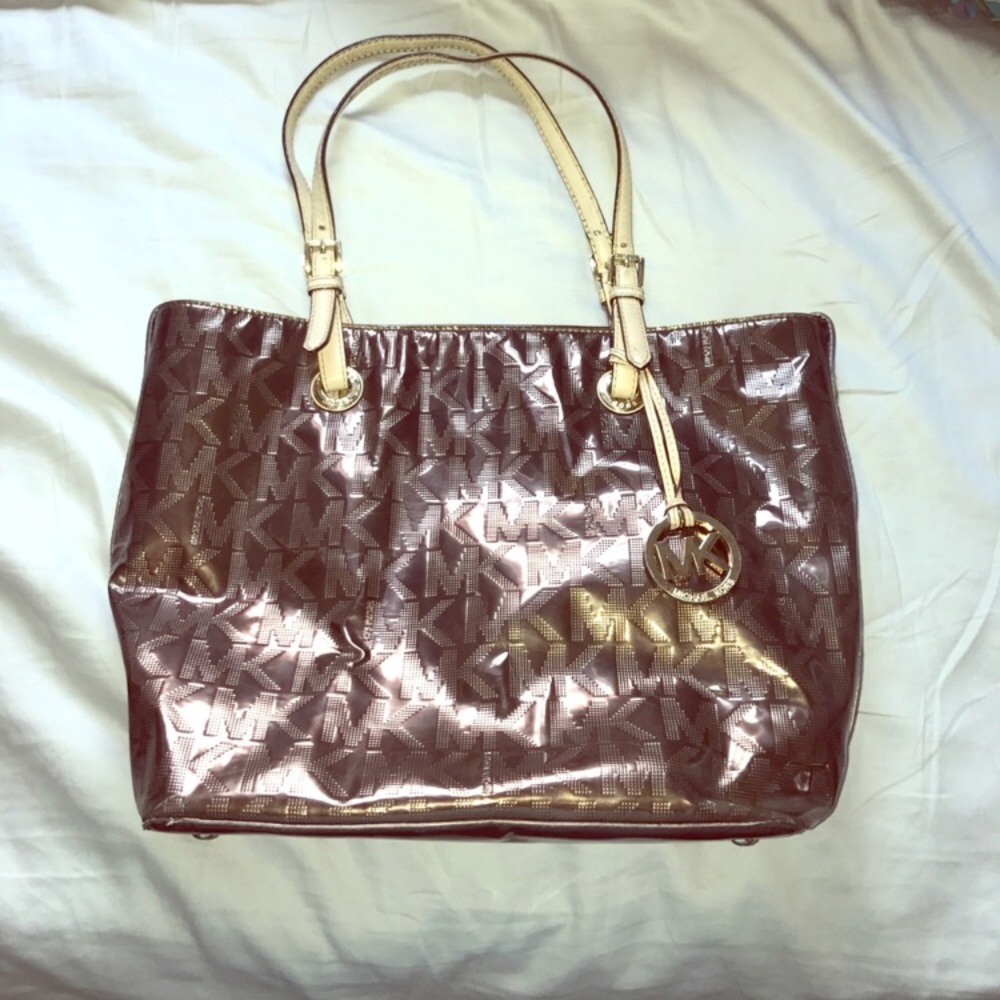 Michael Kors Metallic MK Jet Set Tote